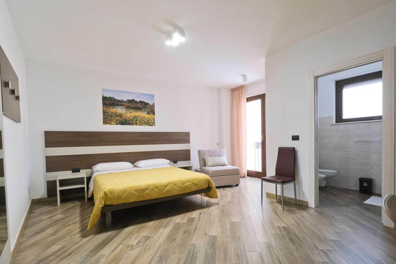 Il Porto Affittacamere B&B Бриндізі Екстер'єр фото