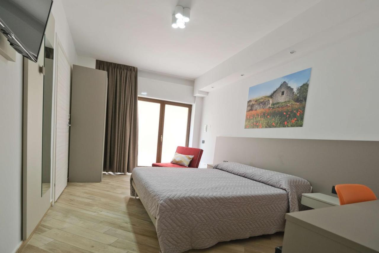 Il Porto Affittacamere B&B Бриндізі Екстер'єр фото