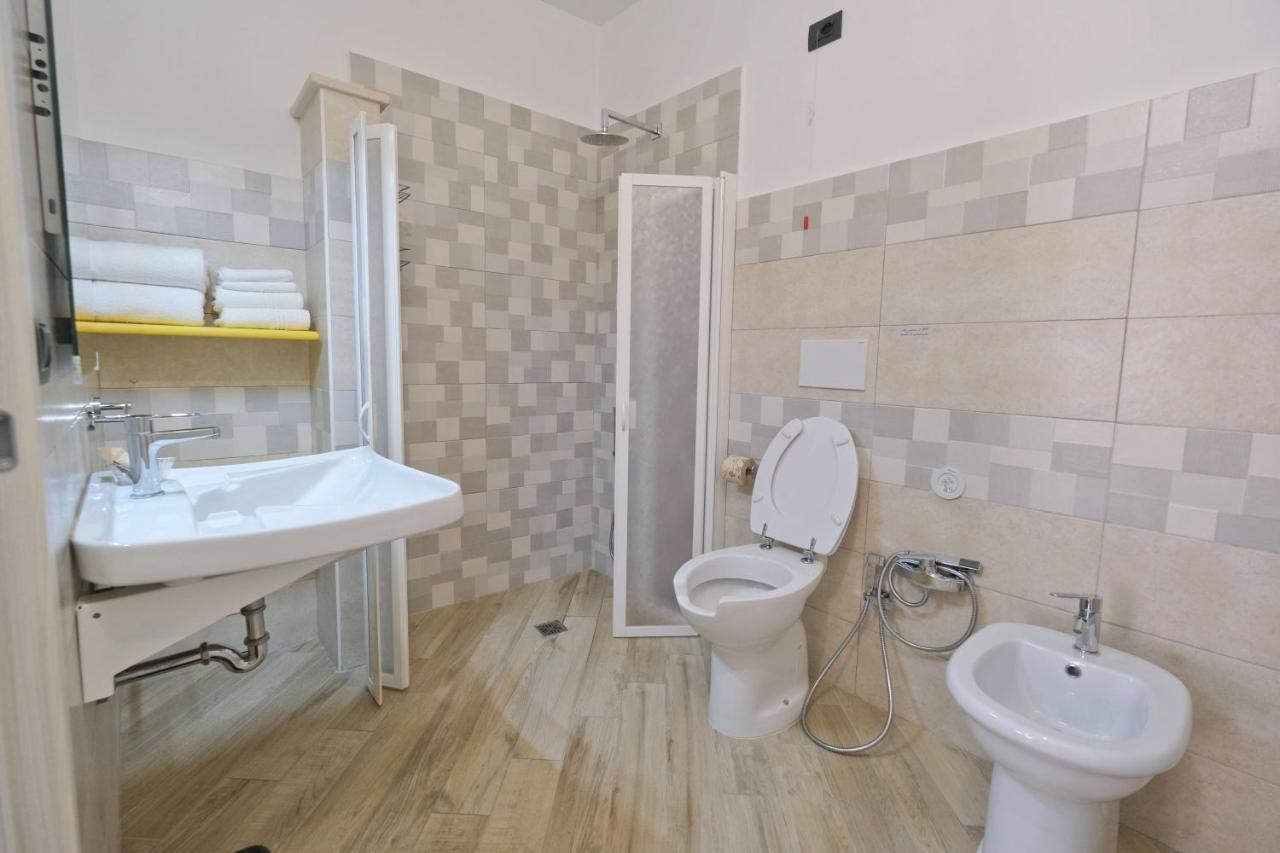 Il Porto Affittacamere B&B Бриндізі Екстер'єр фото
