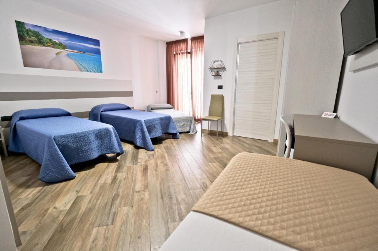 Il Porto Affittacamere B&B Бриндізі Екстер'єр фото